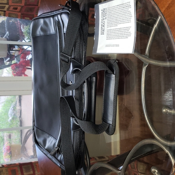 FF Kenneth Cole Reaction R-Tech 17” Laptop Carry-0n Business Office Travel Bag - Picture 10 of 10